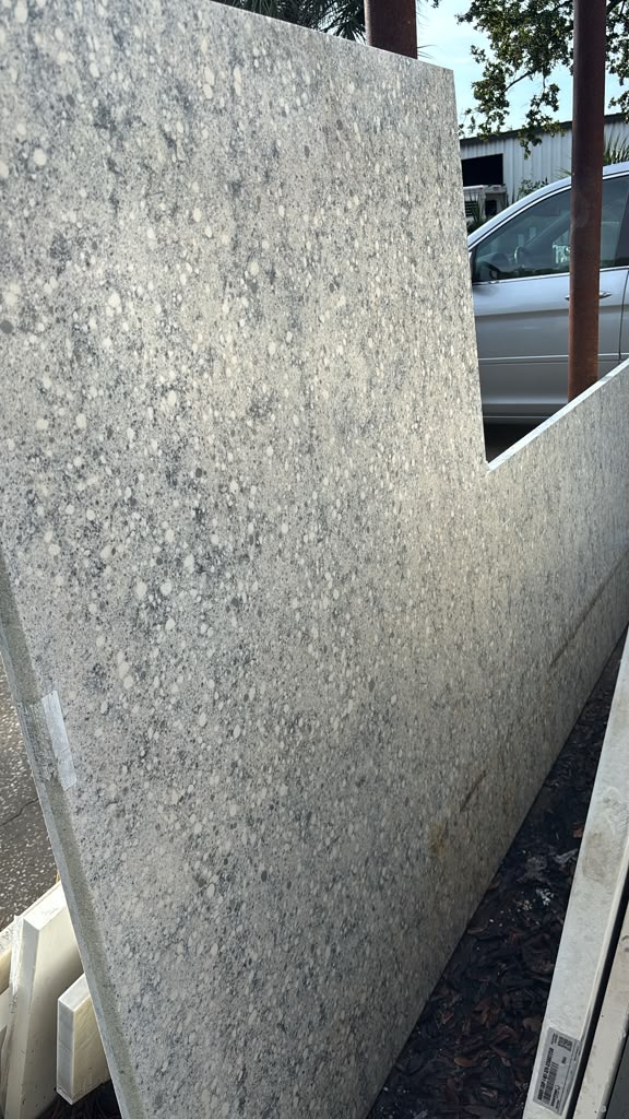 Remnant #52 Engineered Stone