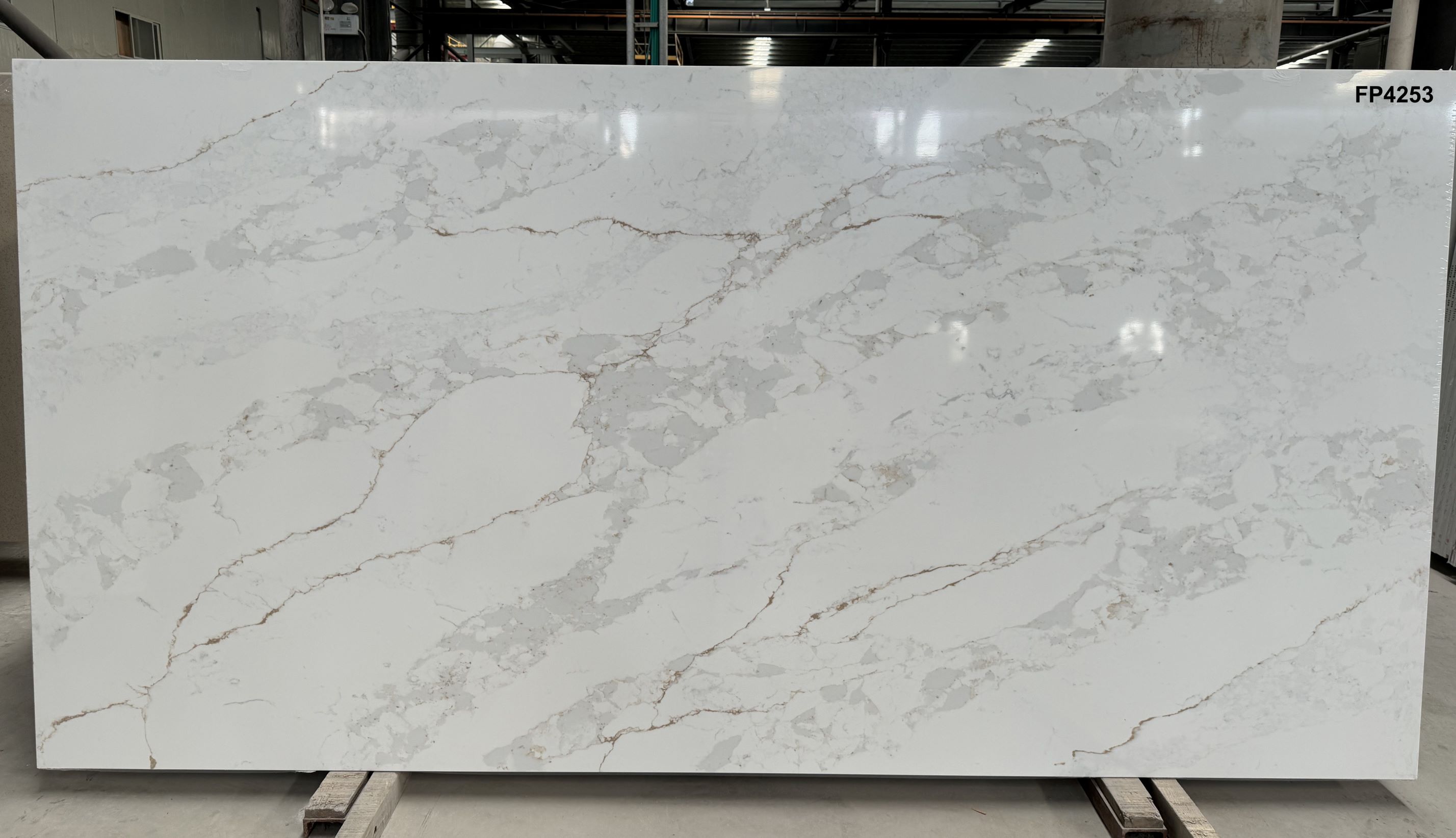 Calacatta Gold Enbeach