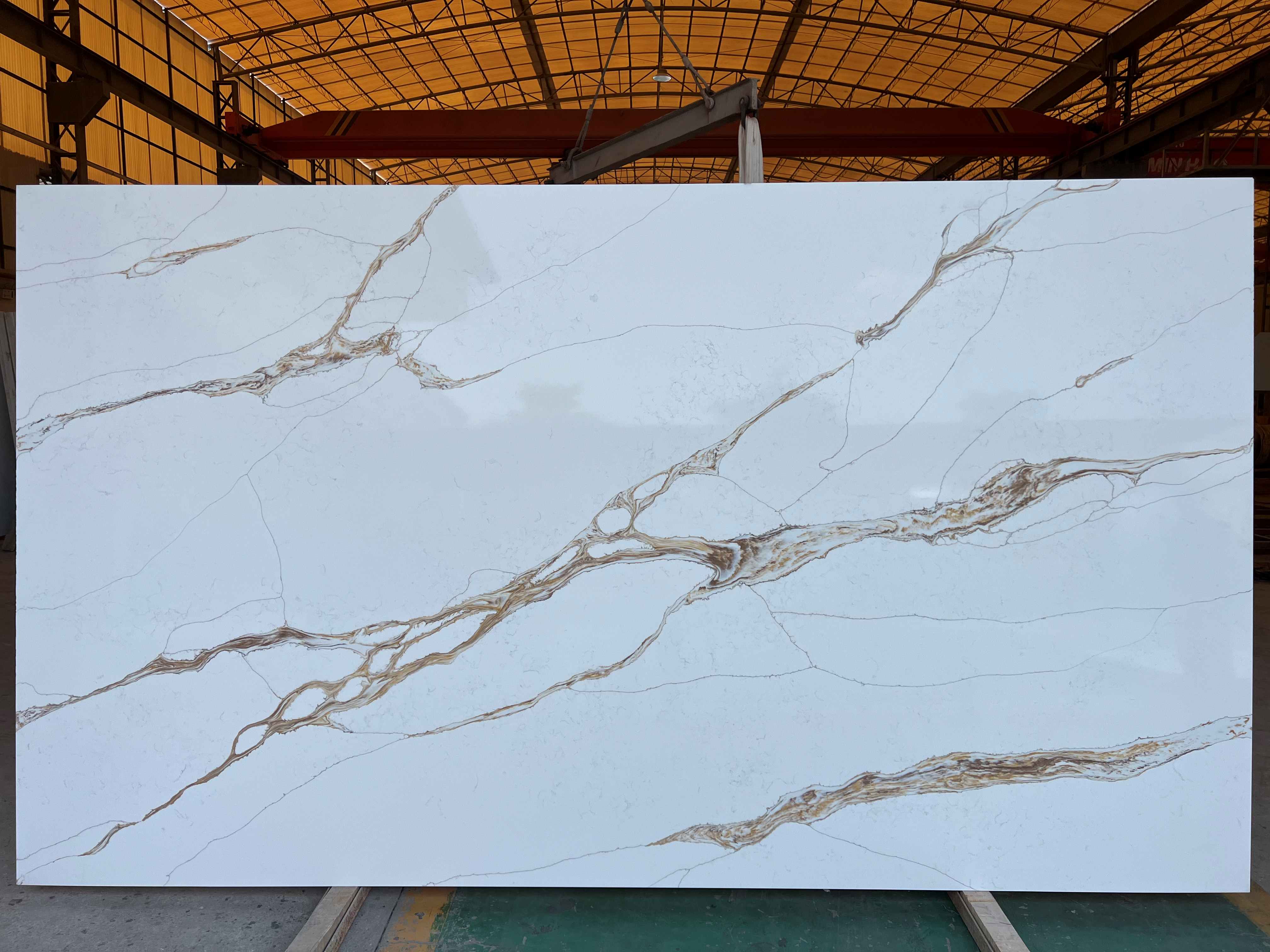 Calacatta Imperial Gold
