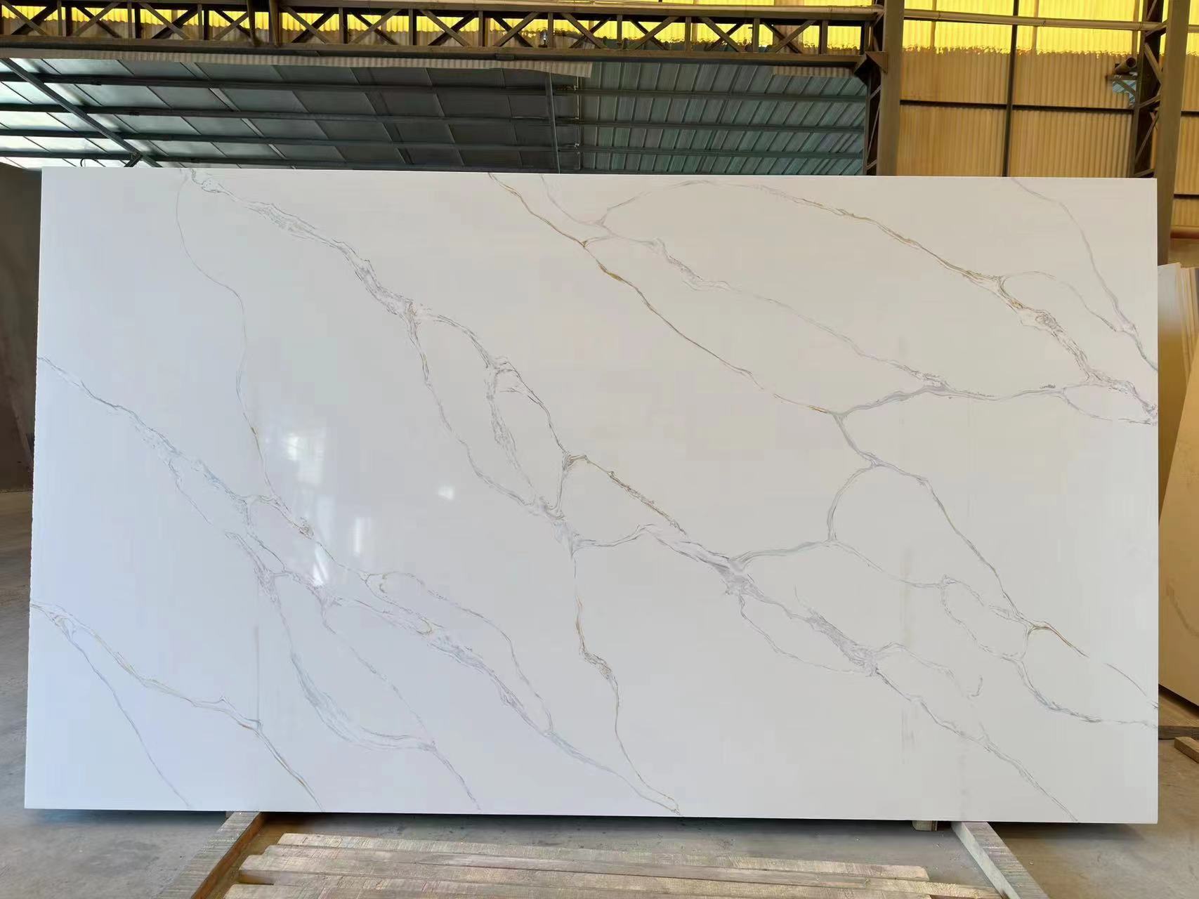Calacatta Pietra Gold