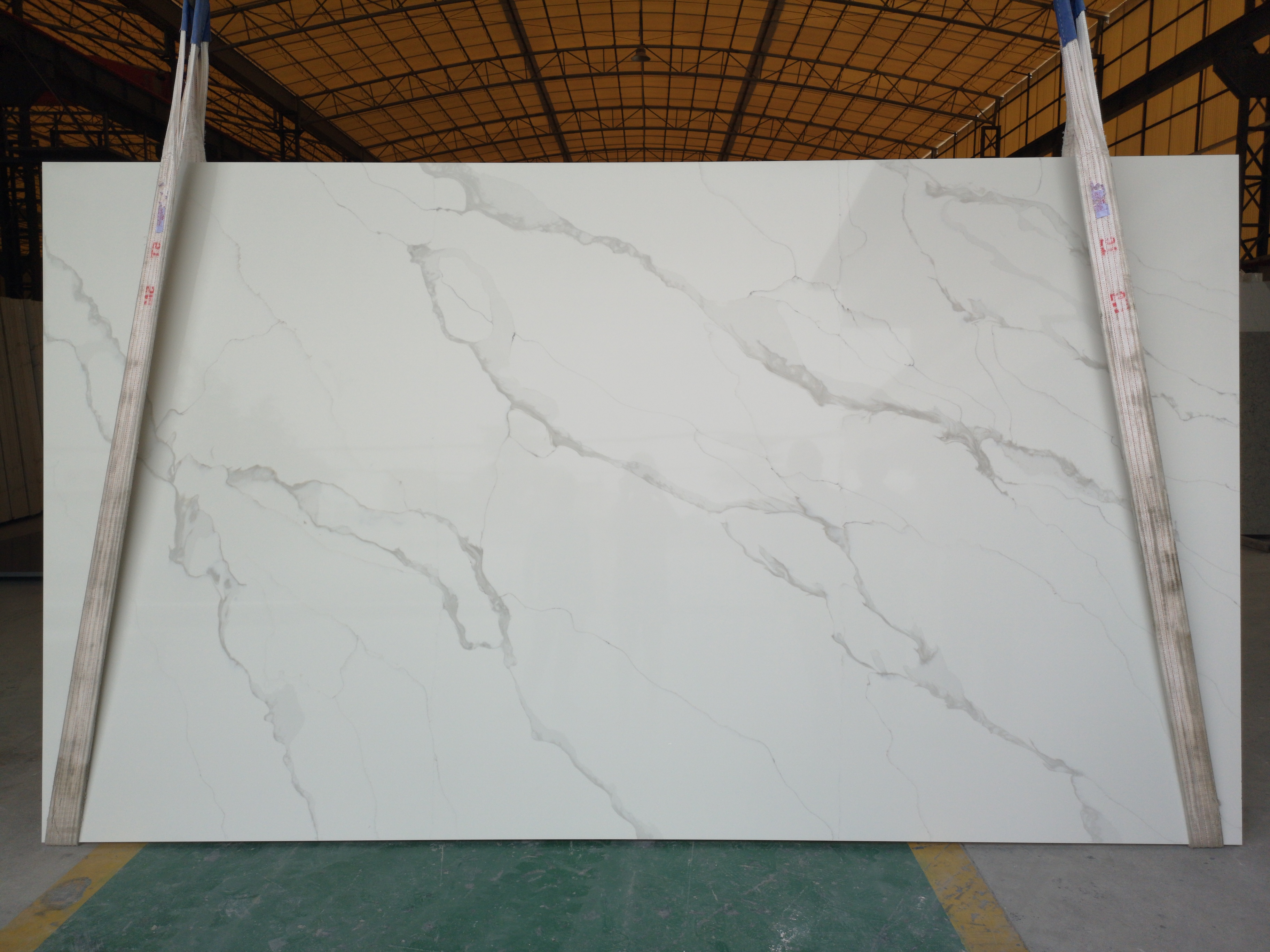 Calacatta Storm